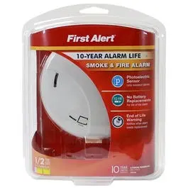 10-Year Photoelectric Smoke Detector With Long-Life Battery 1