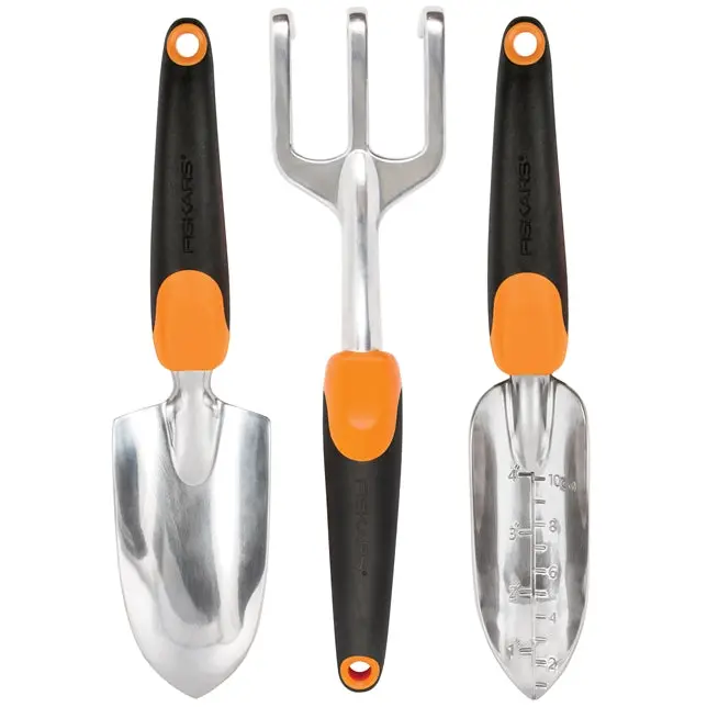 Fiskars Ergo Garden Tool Set – Comfort-Grip Cultivating Essentials 1